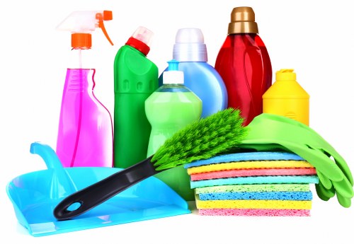 Deep mattress cleaning process for stains and odours in Wimbledon